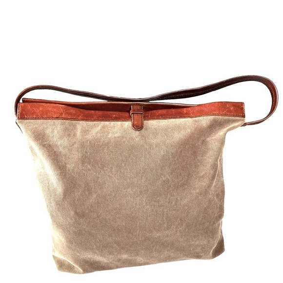 Henry Cuir Handbags - HENRY Cuir Shoulder Tote Barneys New York Brown Tan Canvas Leather Designer